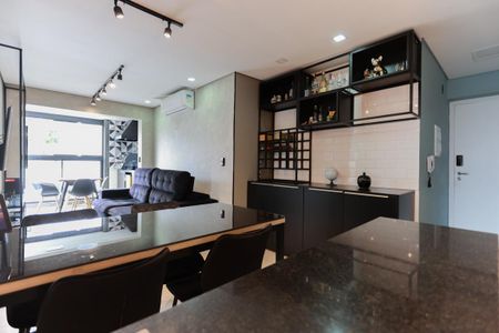 Sala de apartamento à venda com 2 quartos, 58m² em Vila Ester (zona Norte), São Paulo