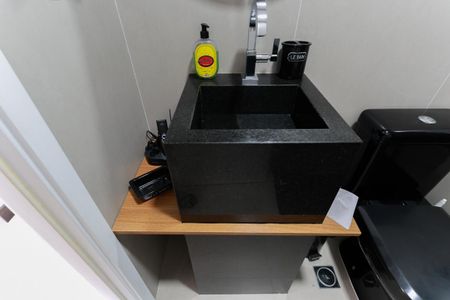 Apartamento à venda com 58m², 2 quartos e 1 vagaBanheiro social