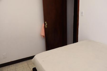Quarto 2 de apartamento para alugar com 2 quartos, 66m² em Vale dos Lagos, Salvador