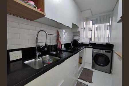 Apartamento para alugar com 48m², 2 quartos e sem vaga Apartamento para alugar com 48m², 2 quartos e sem vagaCozinha - Armários
