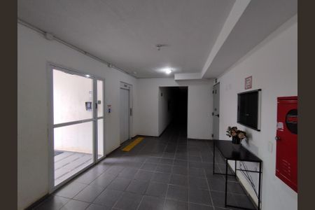 Apartamento para alugar com 48m², 2 quartos e sem vaga Apartamento para alugar com 48m², 2 quartos e sem vagaHall de entrada
