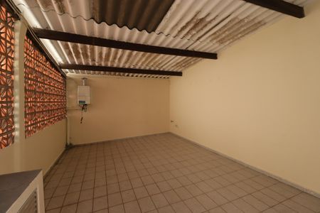 Casa para alugar com 95m², 2 quartos e 1 vagaÁrea de Serviço