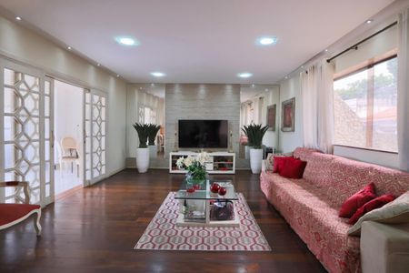 Sala de casa à venda com 4 quartos, 450m² em Vila Oratorio, São Paulo