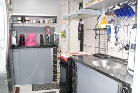 Casa para alugar com 80m², 2 quartos e 2 vagasCozinha