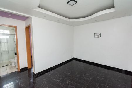 Sala de apartamento à venda com 2 quartos, 48m² em Califórnia, Contagem