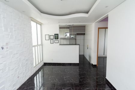 Sala de apartamento à venda com 2 quartos, 48m² em Califórnia, Contagem