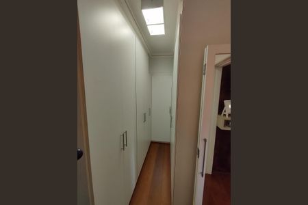 Closet de apartamento à venda com 2 quartos, 98m² em Cerâmica, São Caetano do Sul