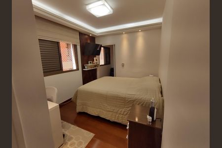 Quarto de apartamento à venda com 2 quartos, 98m² em Cerâmica, São Caetano do Sul