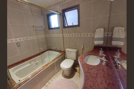 Banheiro de apartamento à venda com 2 quartos, 98m² em Cerâmica, São Caetano do Sul