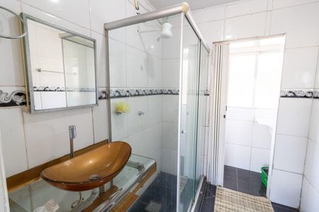 Apartamento para alugar com 66m², 2 quartos e sem vagaBanheiro