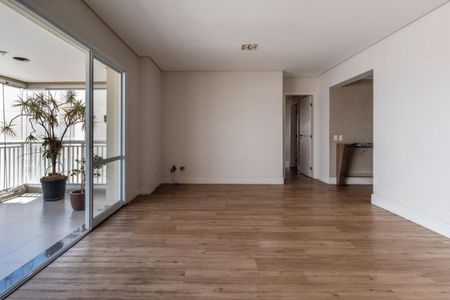 Apartamento à venda com 155m², 4 quartos e 3 vagasFoto 01