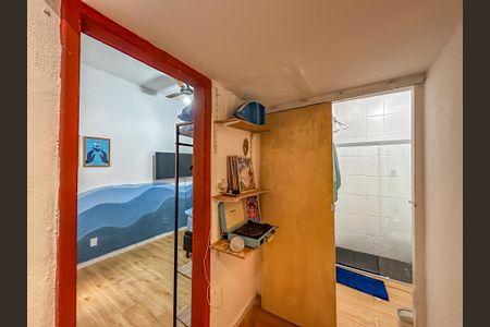 Corredor de apartamento para alugar com 1 quarto, 30m² em Santa Teresa, Rio de Janeiro