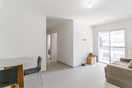 Sala de apartamento para alugar com 2 quartos, 50m² em Vila Olímpia, São Paulo