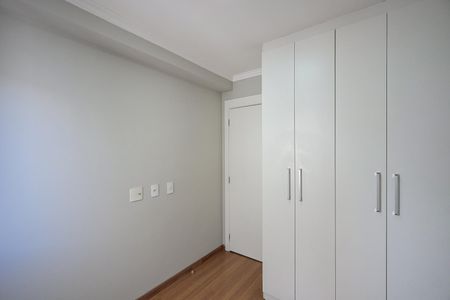 Quarto 1 de apartamento para alugar com 2 quartos, 49m² em Parque Reboucas, São Paulo