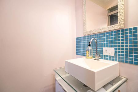 Apartamento à venda com 57m², 2 quartos e 1 vagaBanheiro da Suíte 1