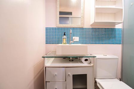 Apartamento à venda com 57m², 2 quartos e 1 vagaBanheiro da Suíte 1