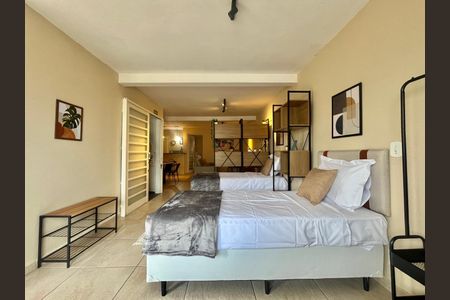 Quarto de kitnet/studio para alugar com 2 quartos, 50m² em Jardim do Trevo, Campinas