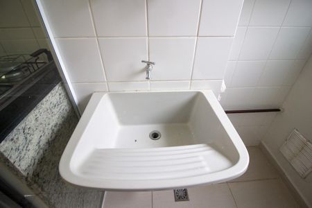 Apartamento para alugar com 55m², 2 quartos e 1 vagaÁrea de Serviço