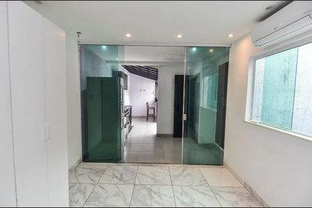 Apartamento para alugar com 60m², 1 quarto e 1 vagaSala/Quarto