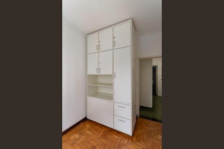 Apartamento para alugar com 133m², 3 quartos e 1 vagaÁrea de Serviço