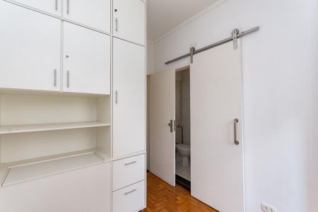 Apartamento para alugar com 133m², 3 quartos e 1 vagaÁrea de Serviço