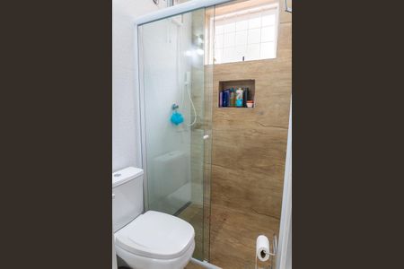 Banheiro da Suíte de casa à venda com 3 quartos, 400m² em Vila Guarani (zona Sul), São Paulo