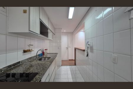 Apartamento para alugar com 78m², 3 quartos e 2 vagas Apartamento para alugar com 78m², 3 quartos e 2 vagasCozinha