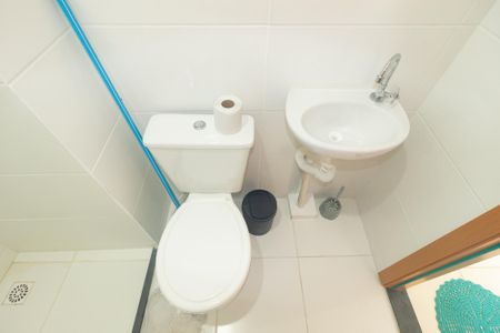 Apartamento para alugar com 45m², 2 quartos e sem vaga Apartamento para alugar com 45m², 2 quartos e sem vagaBanheiro