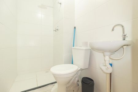 Apartamento para alugar com 45m², 2 quartos e sem vaga Apartamento para alugar com 45m², 2 quartos e sem vagaBanheiro