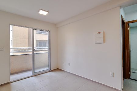 Apartamento para alugar com 38m², 2 quartos e sem vaga