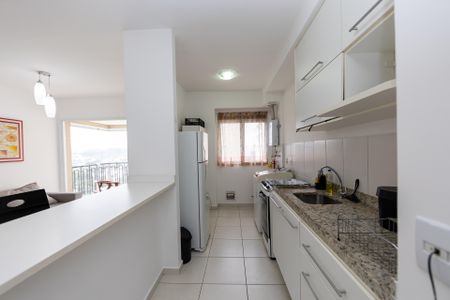 Studio para alugar com 50m², 1 quarto e sem vaga Studio para alugar com 50m², 1 quarto e sem vagaSala_Cozinha