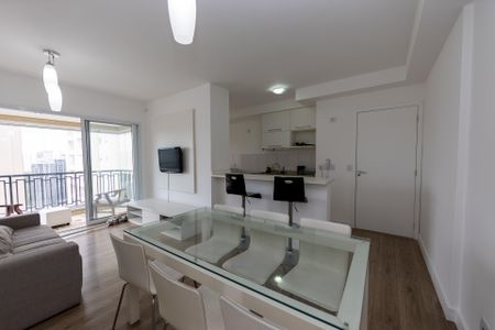 Studio para alugar com 50m², 1 quarto e sem vaga Studio para alugar com 50m², 1 quarto e sem vagaSala_Cozinha