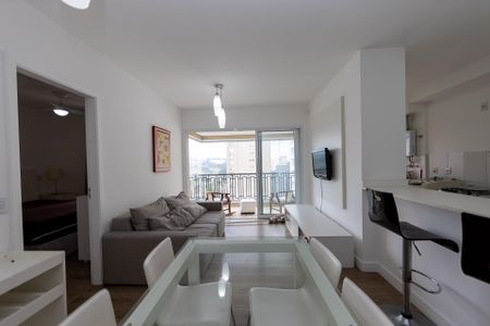 Studio para alugar com 50m², 1 quarto e sem vaga Studio para alugar com 50m², 1 quarto e sem vagaSala_Cozinha