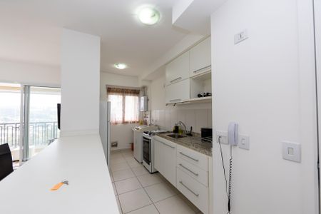 Studio para alugar com 50m², 1 quarto e sem vaga Studio para alugar com 50m², 1 quarto e sem vagaSala_Cozinha