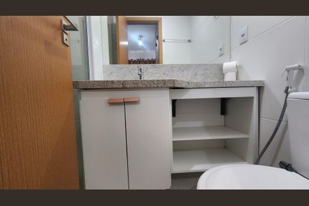 Banheiro  de kitnet/studio para alugar com 1 quarto, 25m² em Amaralina, Salvador