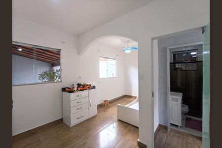 Casa para alugar com 2 quartos, 140m² em Petrópolis, Betim