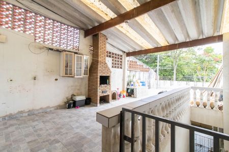 Casa à venda com 135m², 2 quartos e 2 vagasArea Externa