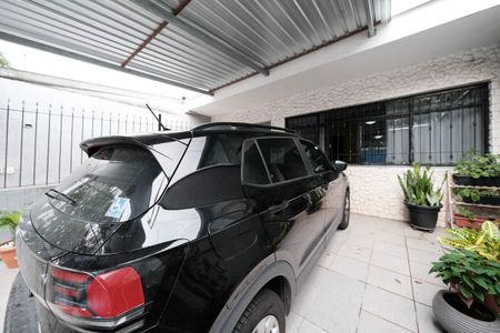Casa à venda com 109m², 4 quartos e sem vagaGaragem