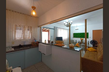 Casa para alugar com 2 quartos, 60m² em Petrópolis, Betim