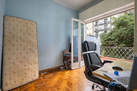 Casa para alugar com 400m², 5 quartos e 6 vagas Casa para alugar com 400m², 5 quartos e 6 vagasQuarto 3