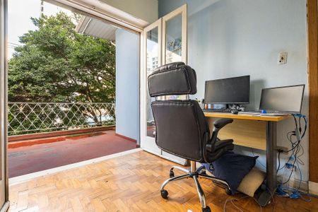 Casa para alugar com 400m², 5 quartos e 6 vagas Casa para alugar com 400m², 5 quartos e 6 vagasQuarto 3