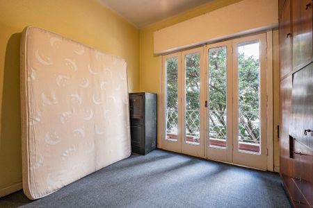Casa para alugar com 400m², 5 quartos e 6 vagas Casa para alugar com 400m², 5 quartos e 6 vagasQuarto 2