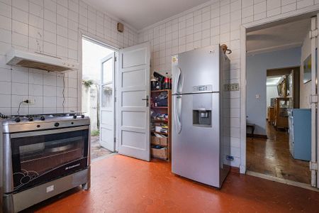 Casa para alugar com 400m², 5 quartos e 6 vagas Casa para alugar com 400m², 5 quartos e 6 vagasCozinha