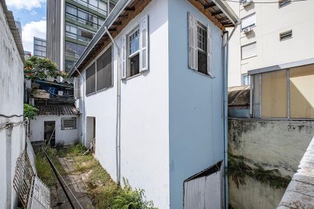 Casa para alugar com 400m², 5 quartos e 6 vagas Casa para alugar com 400m², 5 quartos e 6 vagasQuintal