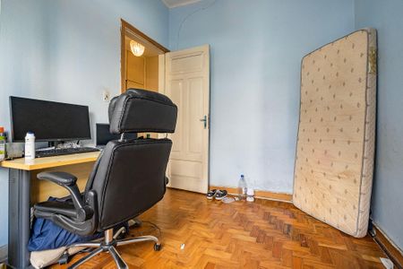 Casa para alugar com 400m², 5 quartos e 6 vagas Casa para alugar com 400m², 5 quartos e 6 vagasQuarto 3