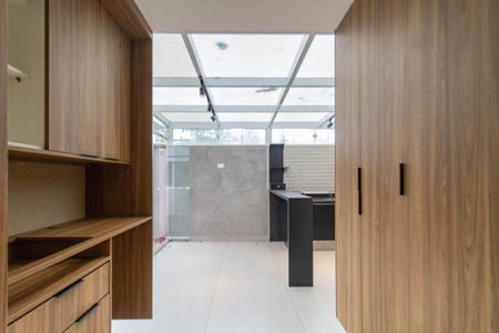 Apartamento para alugar com 83m², 2 quartos e 1 vagaCorredor