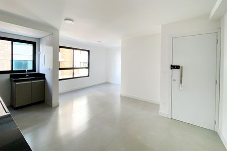 Sala de apartamento à venda com 2 quartos, 66m² em Sion, Belo Horizonte