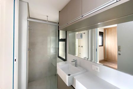 Apartamento à venda com 66m², 2 quartos e 2 vagasBanheiro da Suíte 1