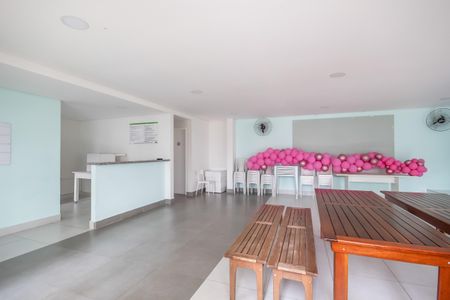 Apartamento para alugar com 49m², 2 quartos e 1 vagaÁrea comum - Salão de festas