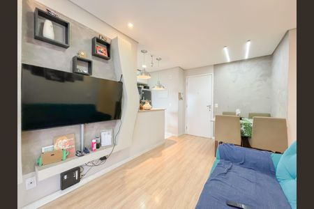 Sala de apartamento para alugar com 2 quartos, 49m² em Padroeira, Osasco